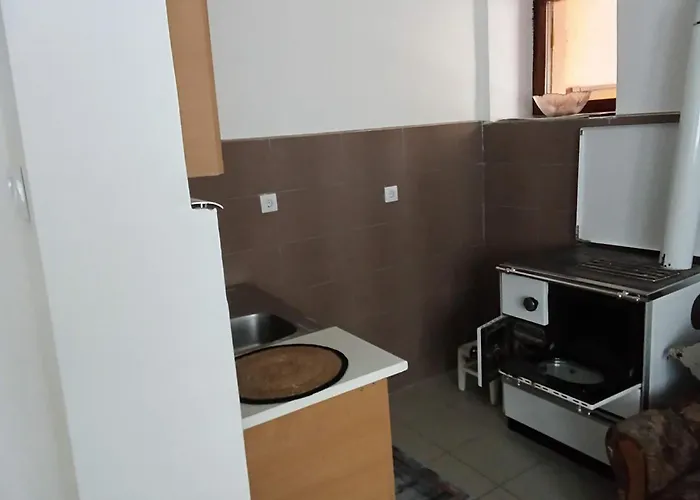 Stan Na Dan Cajnice * Ivisovo Greblje