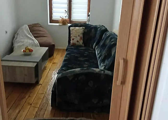 Stan Na Dan Cajnice * Ivisovo Greblje